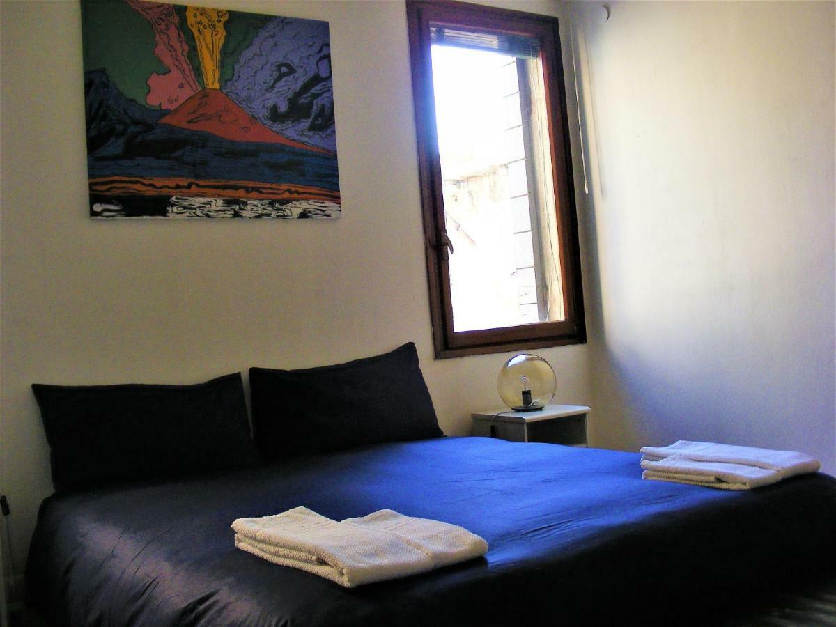 Andy'S Apartment เวนิส ภายนอก รูปภาพ