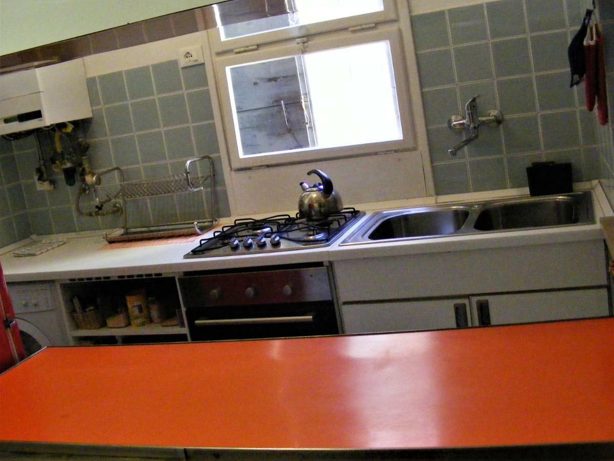 Andy'S Apartment เวนิส ภายนอก รูปภาพ
